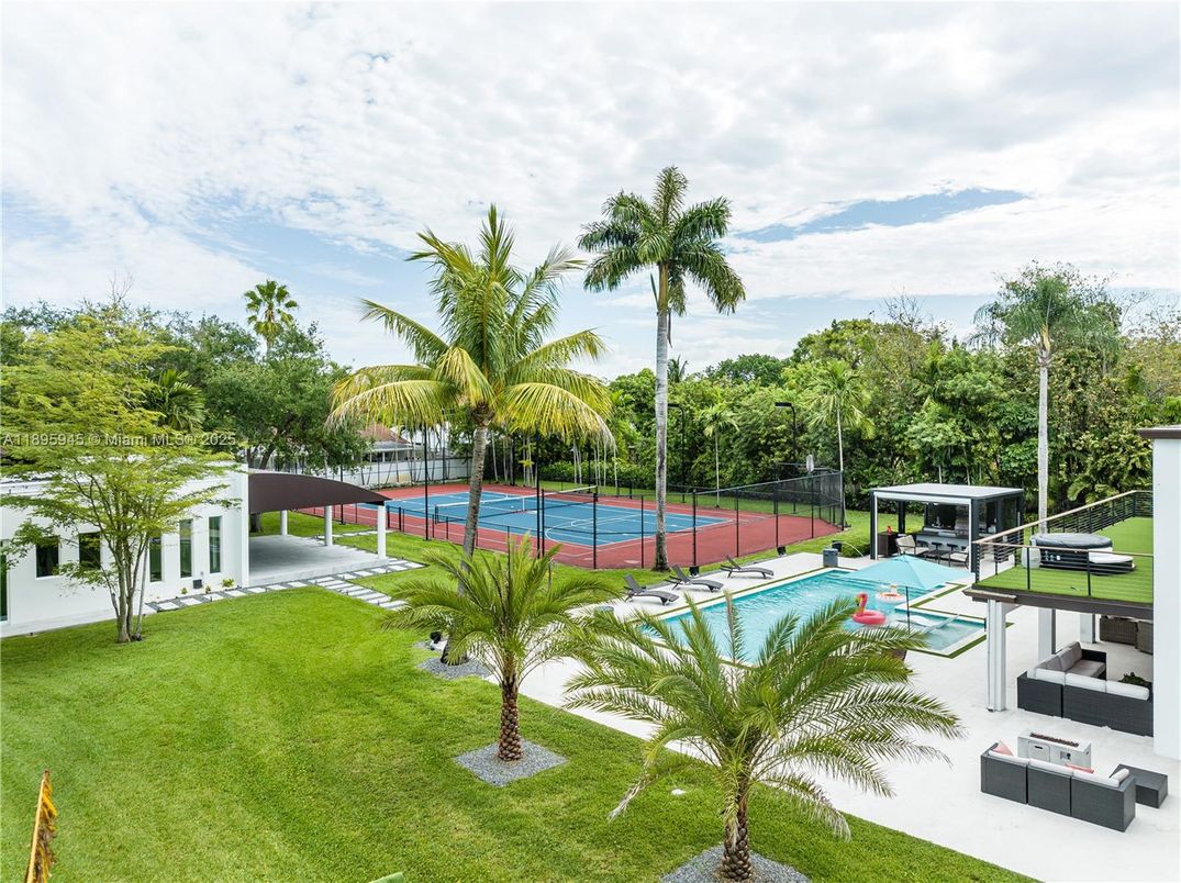 Exterior, Pool, Tennis Courts