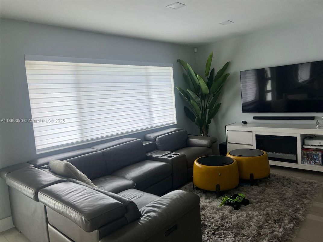 Fireplace, Interior, Living room