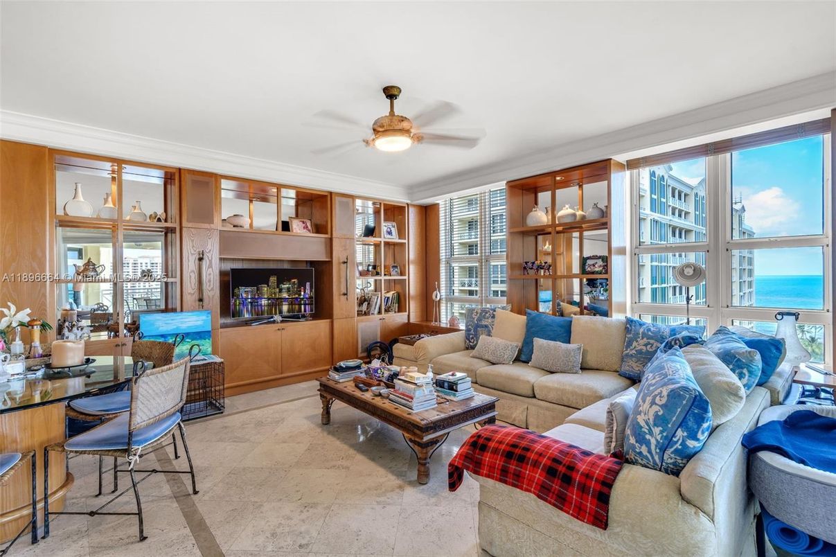 Dining room, Interior, Living room, Water