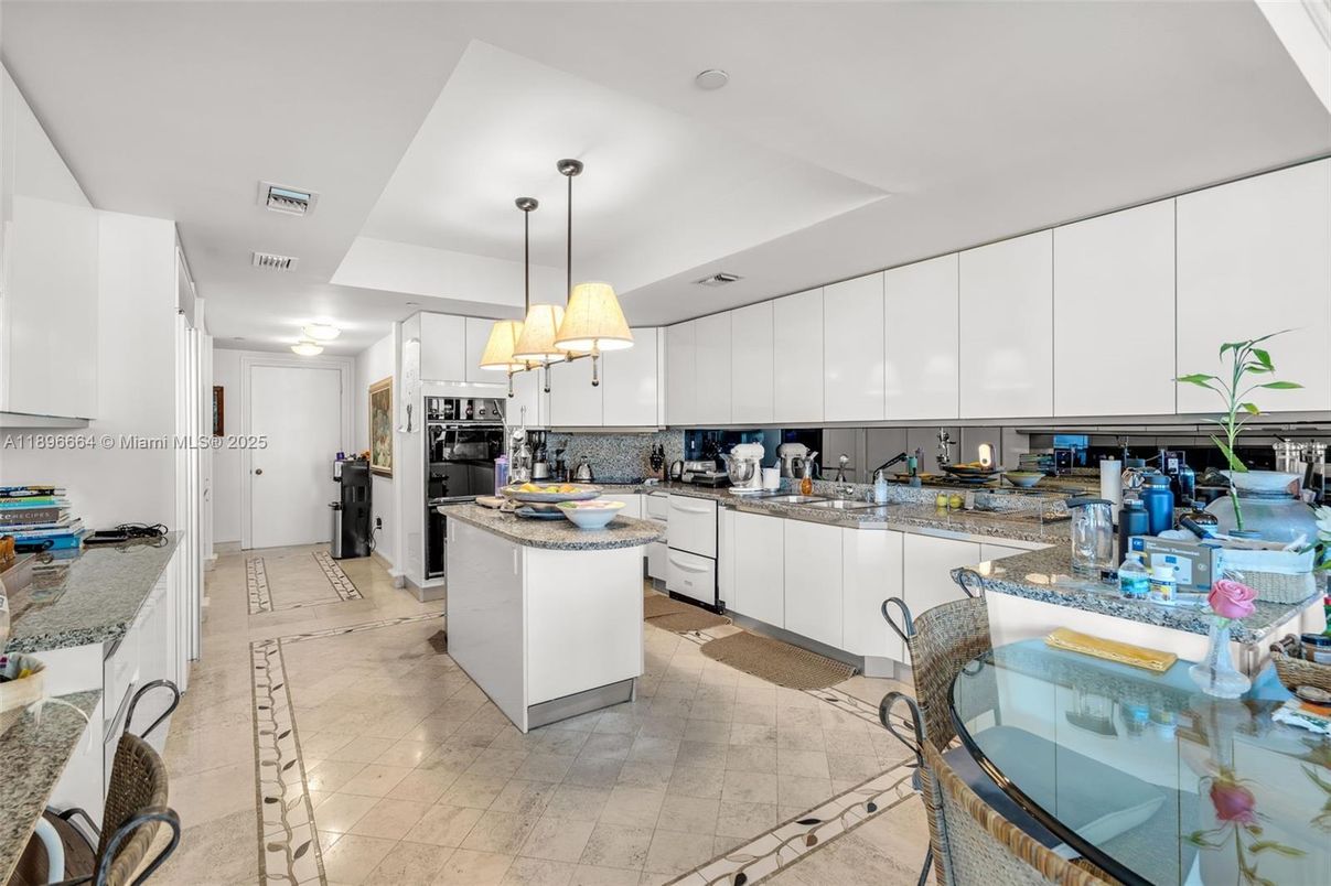 Chandelier, Interior, Kitchen, Pendant Lights