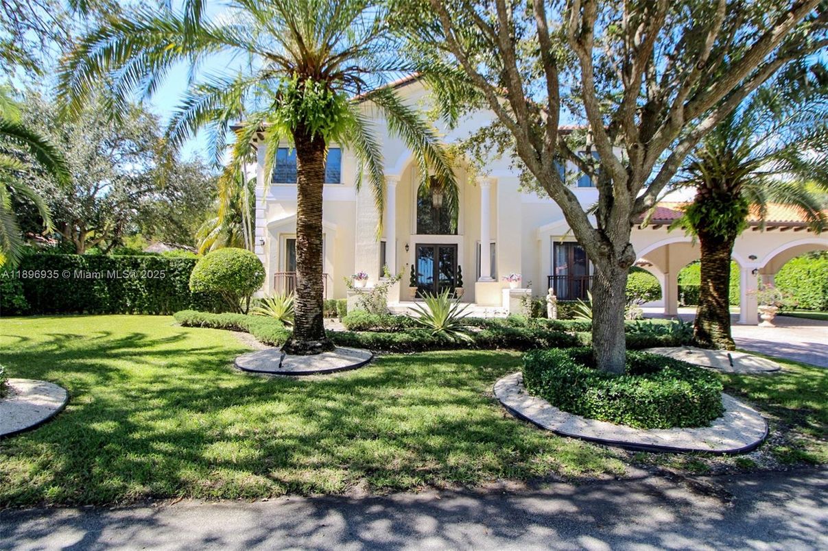 Backyard, Exterior, Facade, Spanish Mediterranean