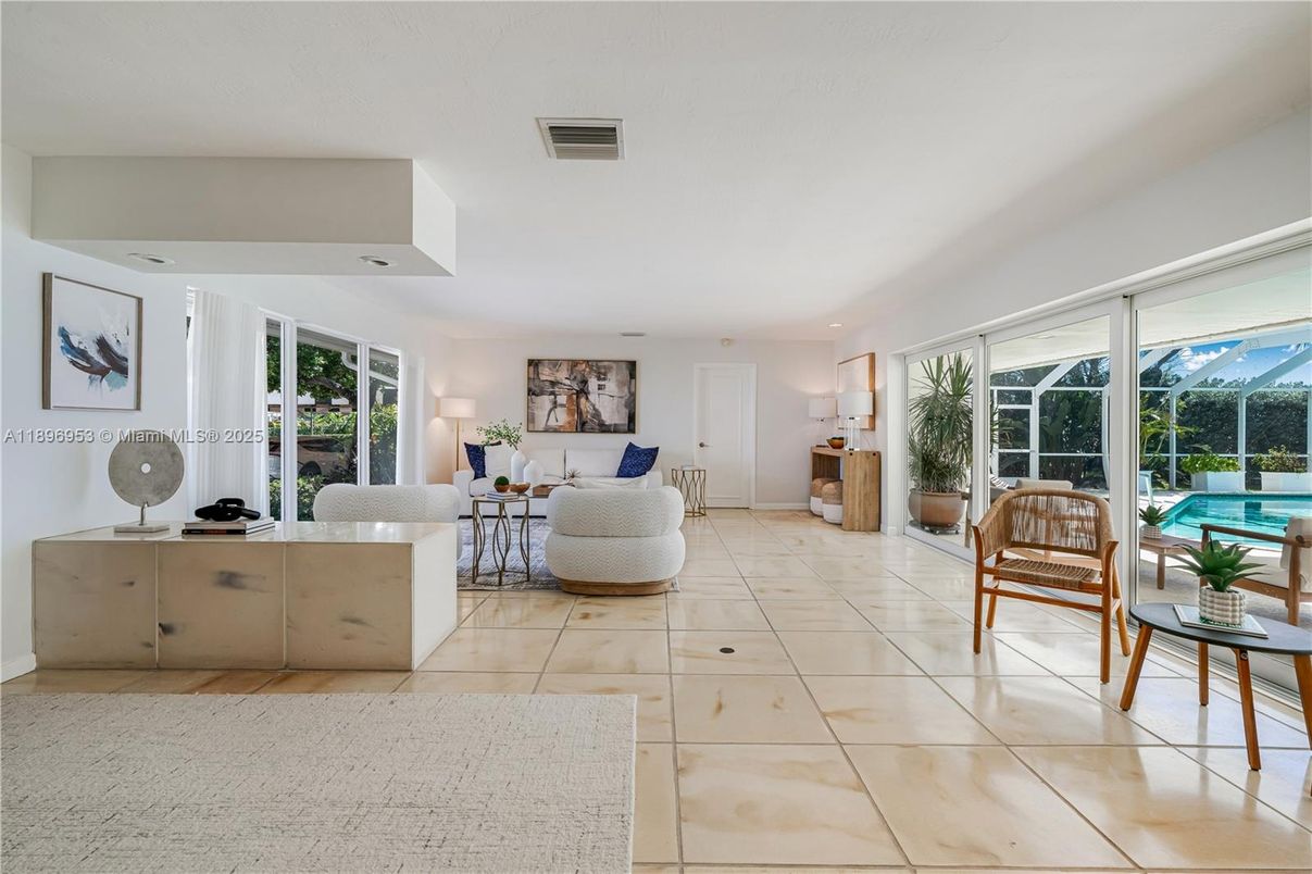 Interior, Living room, Pool, Recessed Lighting, Sun Room