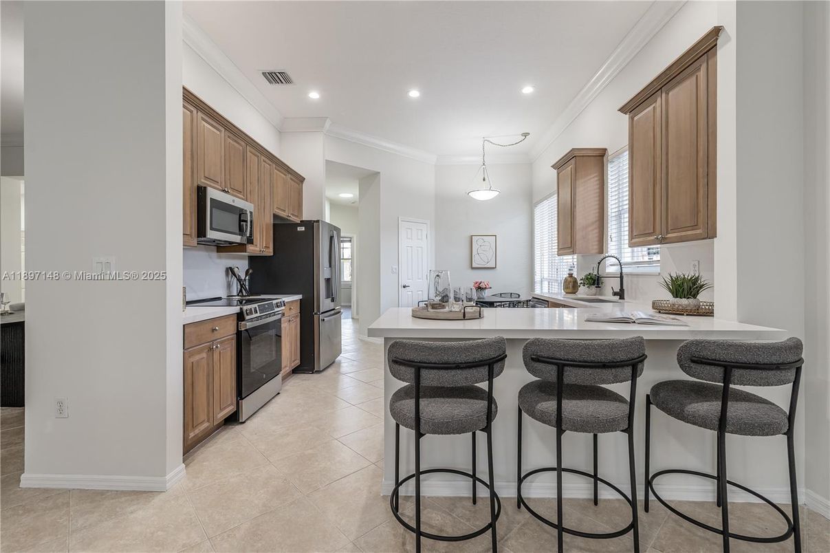 Interior, Kitchen, Pendant Lights, Recessed Lighting, Stainless Steel Appliances