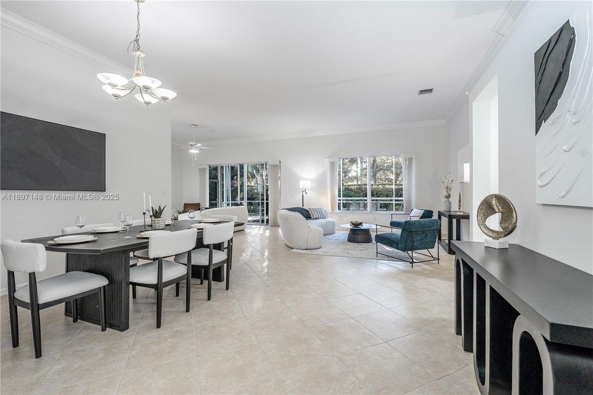Dining room, Interior, Living room, Pendant Lights