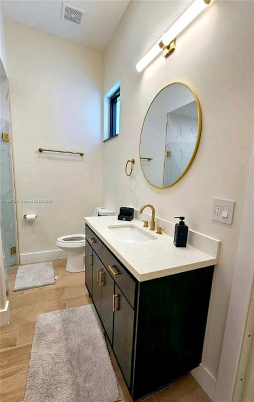 Bathroom, Dual Sink Vanities, Interior, Wood Texture Flooring