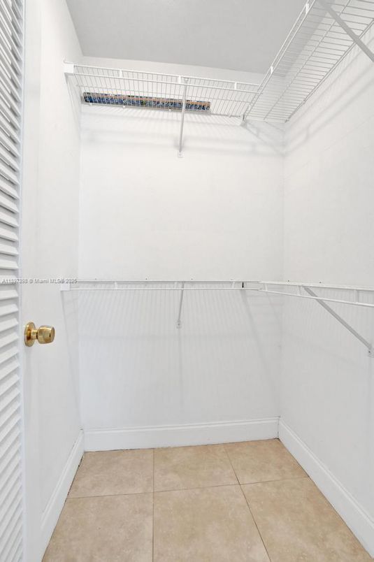 Interior, Walk-in Closets
