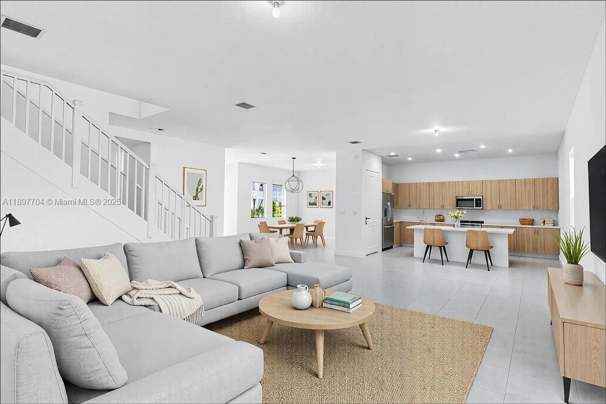 Dining room, Interior, Kitchen, Living room, Pendant Lights, Recessed Lighting