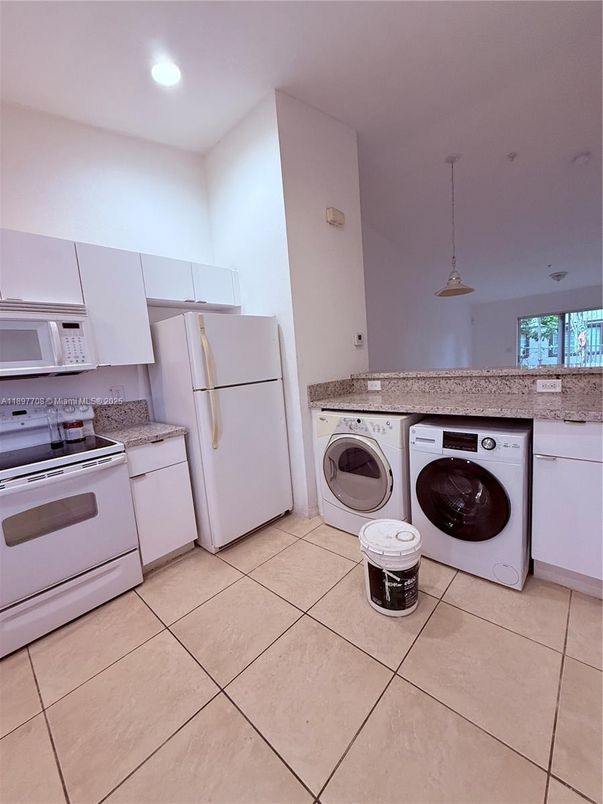 Interior, Pendant Lights, Recessed Lighting, Washer