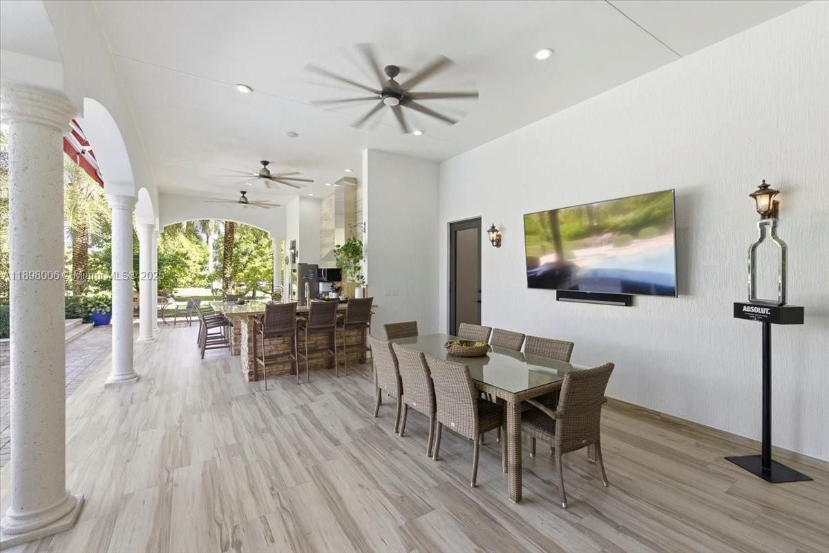Dining room, Interior, Recessed Lighting, Wood Texture Flooring