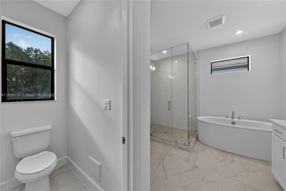 Bathroom, Free Standing Baths, Glass Shower, Interior, Marble, Recessed Lighting