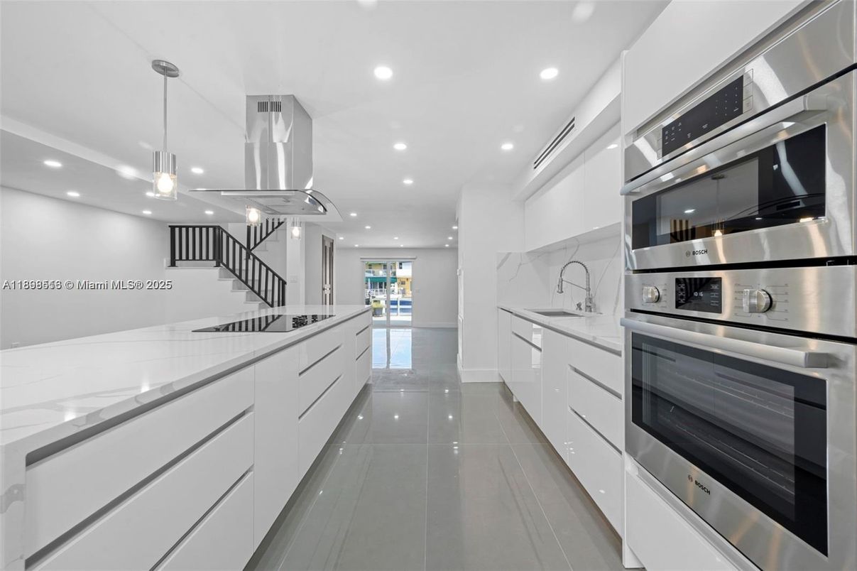 Interior, Kitchen, Pendant Lights, Recessed Lighting, Stainless Steel Appliances
