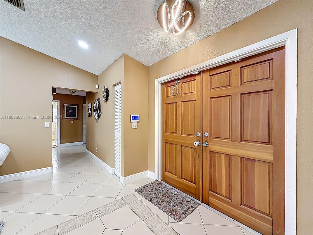 Interior, Recessed Lighting