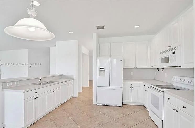 Interior, Kitchen, Recessed Lighting