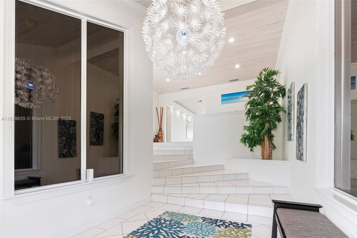 Chandelier, Interior, Recessed Lighting