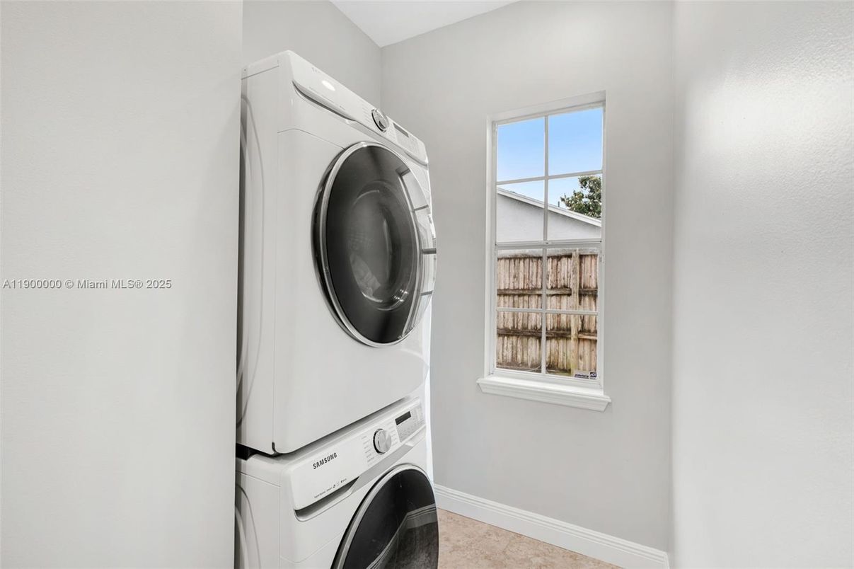 Interior, Utility Closets, Washer