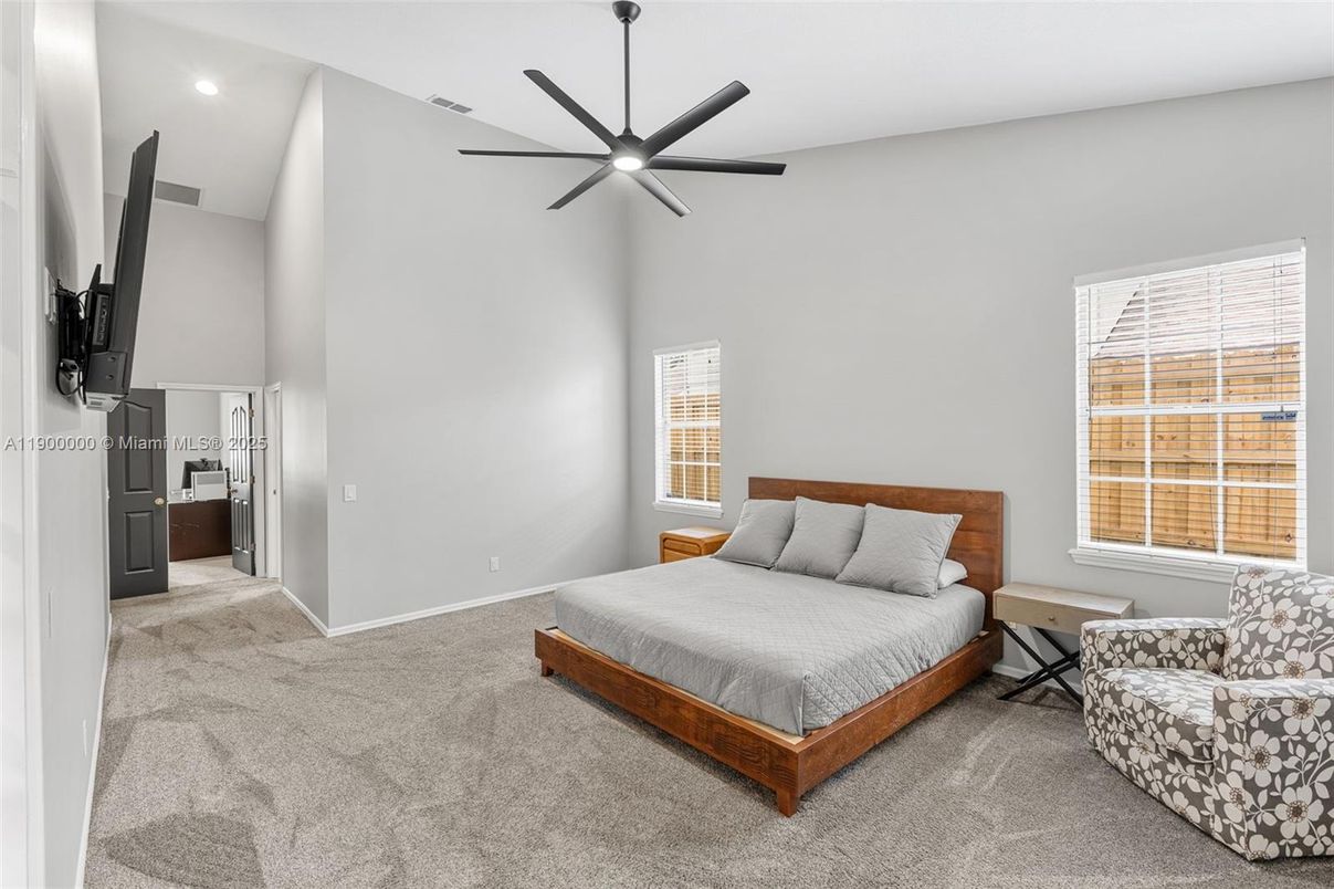 Bedroom, Interior, Recessed Lighting