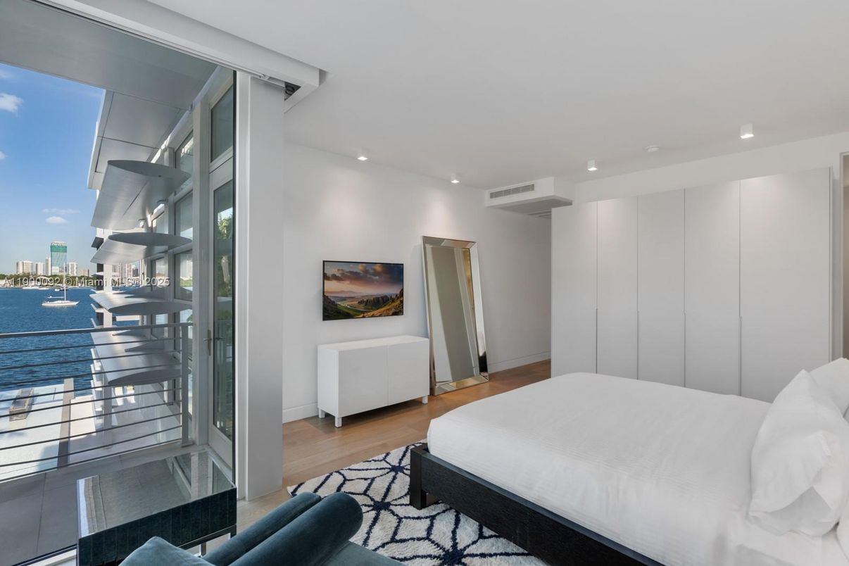 Bedroom, Interior, Recessed Lighting, Water, Wood Texture Flooring