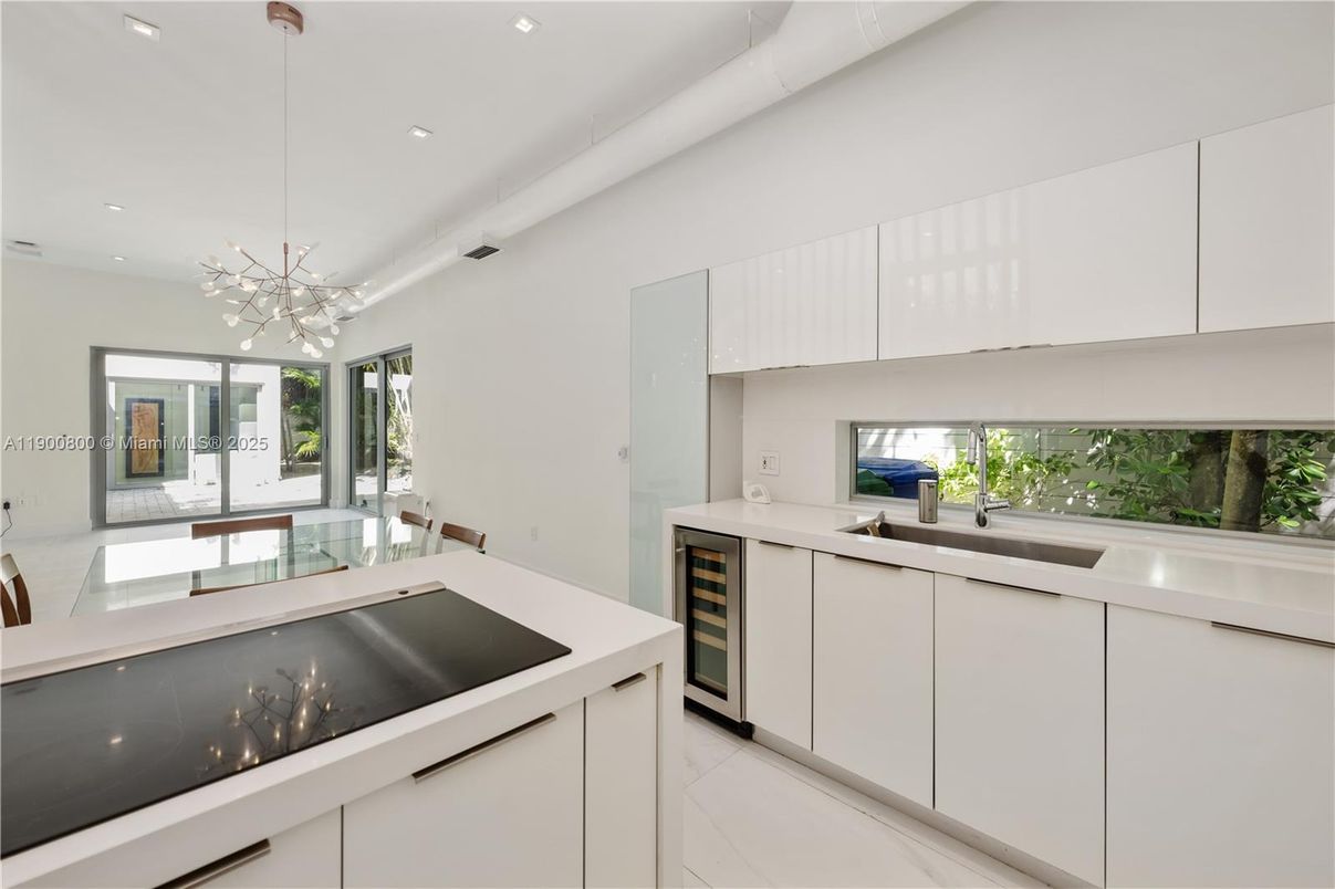 Interior, Kitchen, Marble, Pendant Lights, Recessed Lighting