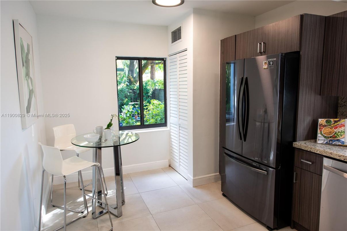 Dining room, Interior, Kitchen