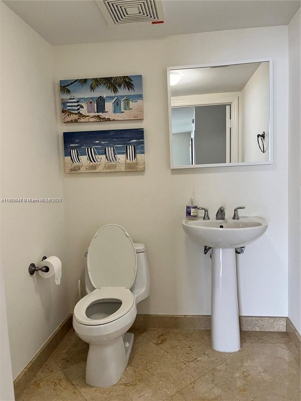 Bathroom, Interior