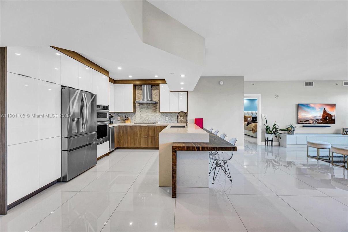 Dining room, Interior, Kitchen, Living room, Recessed Lighting, Stainless Steel Appliances