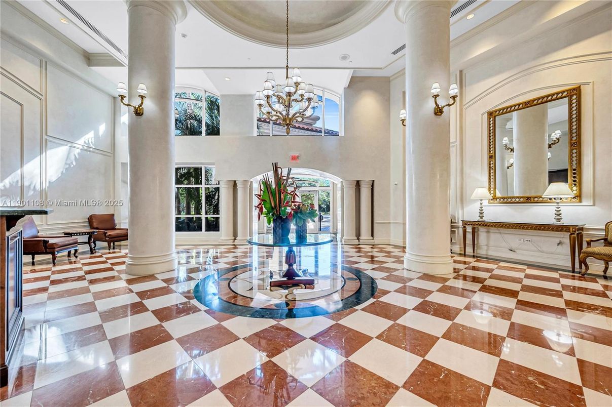 Chandelier, Interior, Recessed Lighting