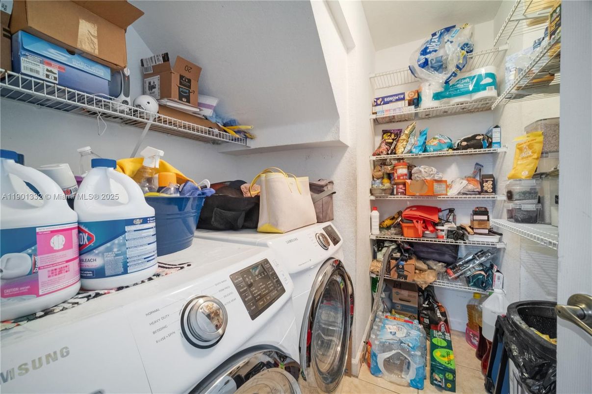 Interior, Washer