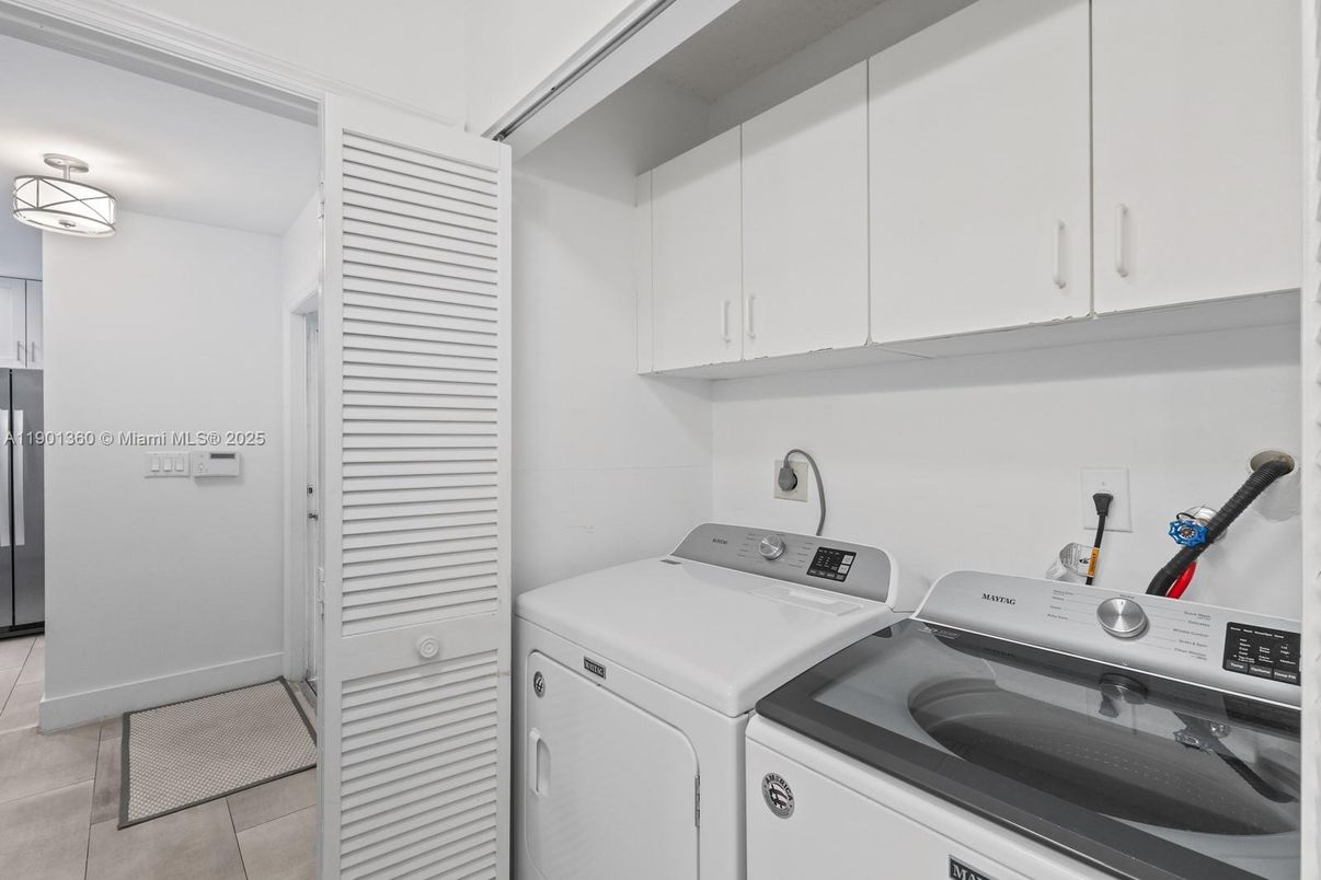 Interior, Utility Closets, Washer