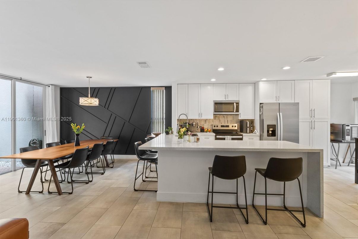 Interior, Kitchen, Pendant Lights, Recessed Lighting, Stainless Steel Appliances
