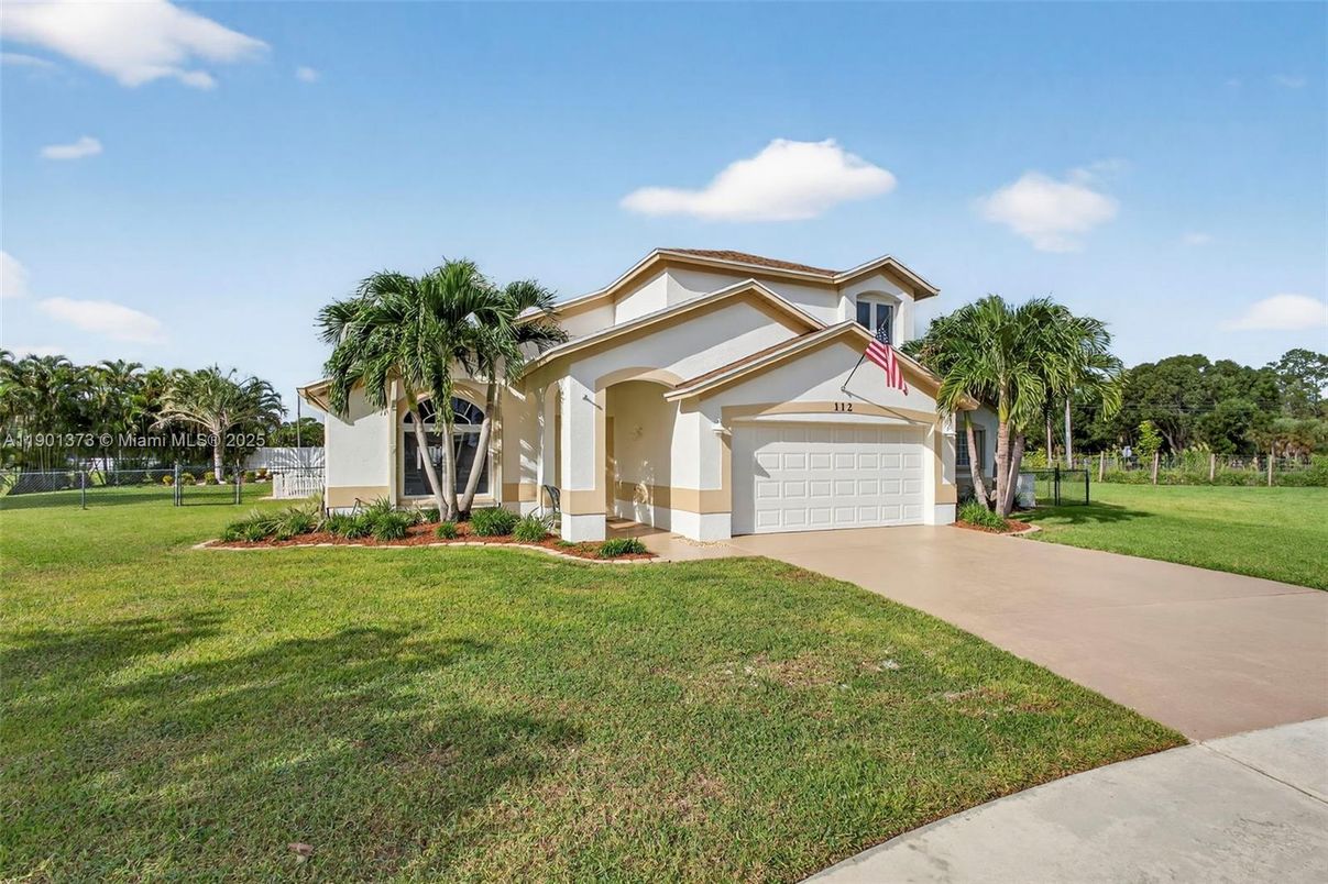 Attached, Backyard, Exterior, Facade, Mediterranean