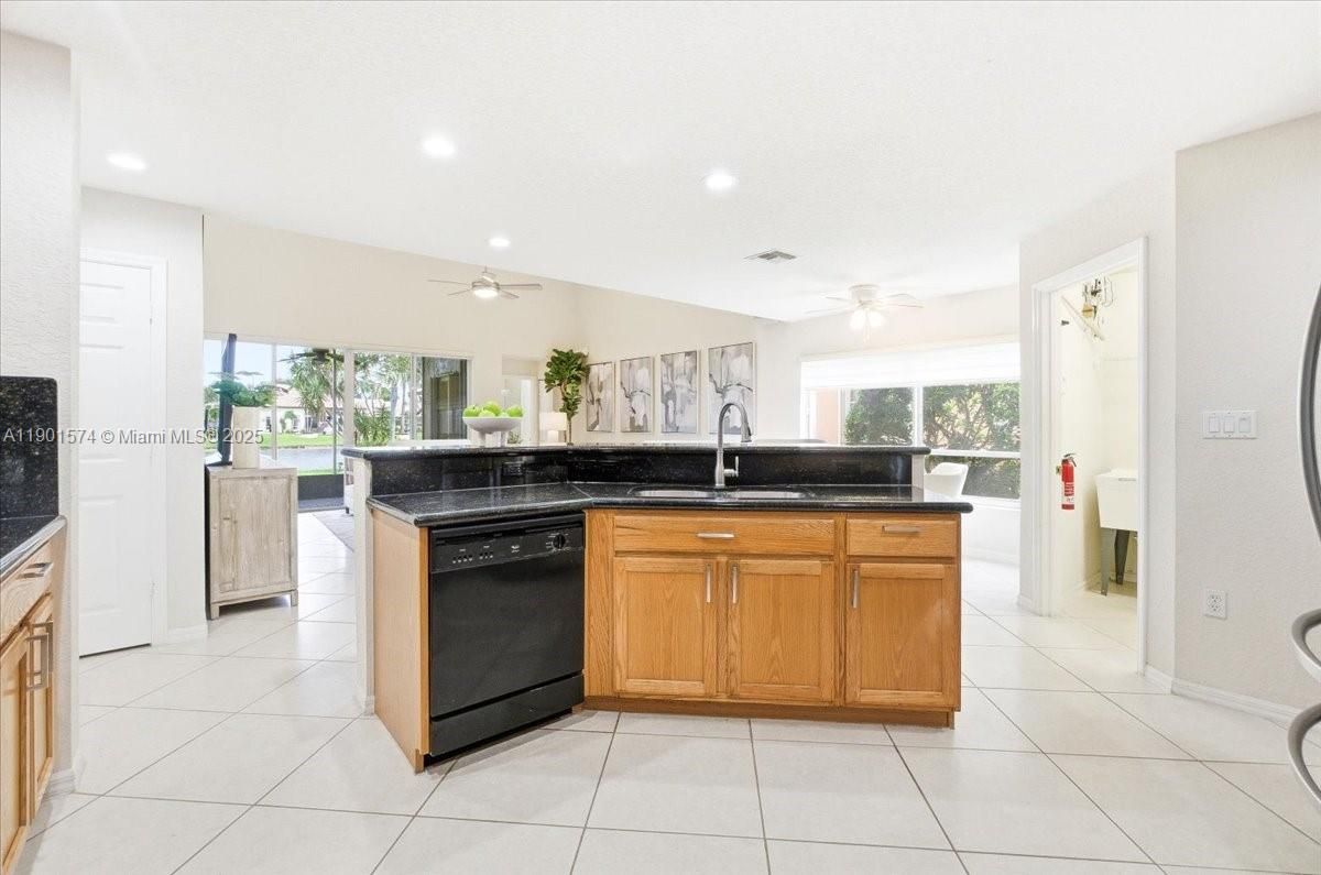 Interior, Kitchen, Recessed Lighting