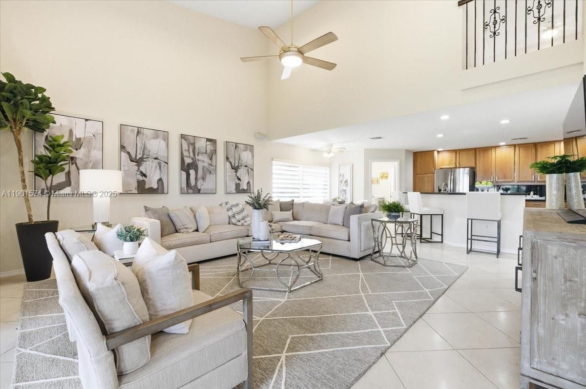 Interior, Kitchen, Living room, Recessed Lighting, Stainless Steel Appliances