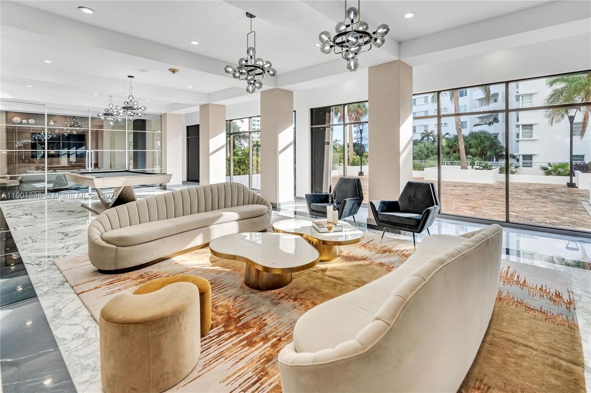 Chandelier, Interior, Living room, Pendant Lights, Recessed Lighting