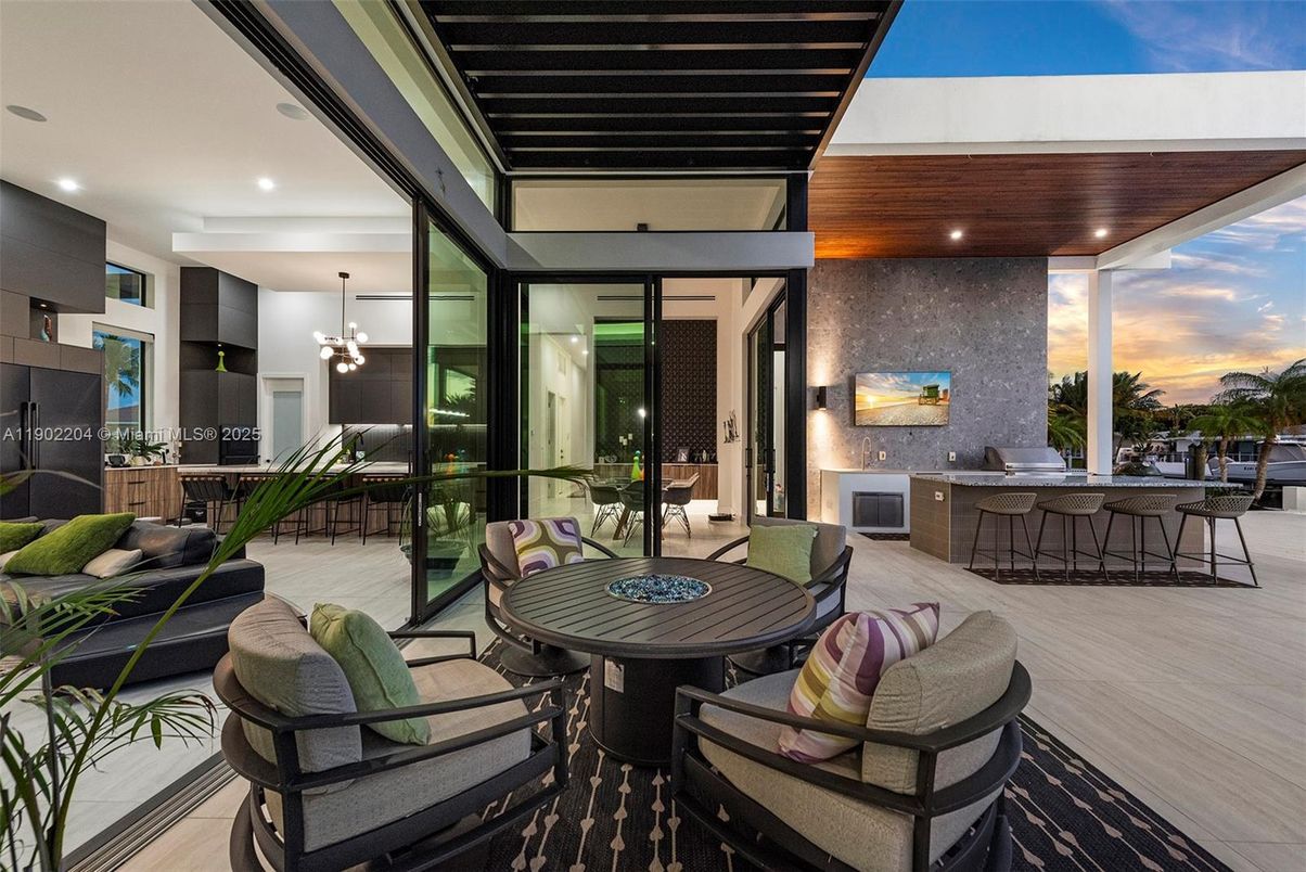 Dining room, Fireplace, Interior, Living room, Pendant Lights, Recessed Lighting