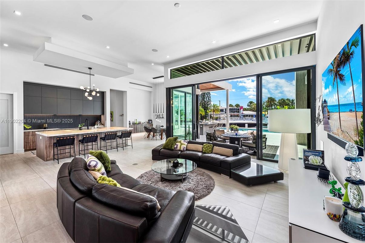 Dining room, Interior, Kitchen, Living room, Pendant Lights, Recessed Lighting, Water