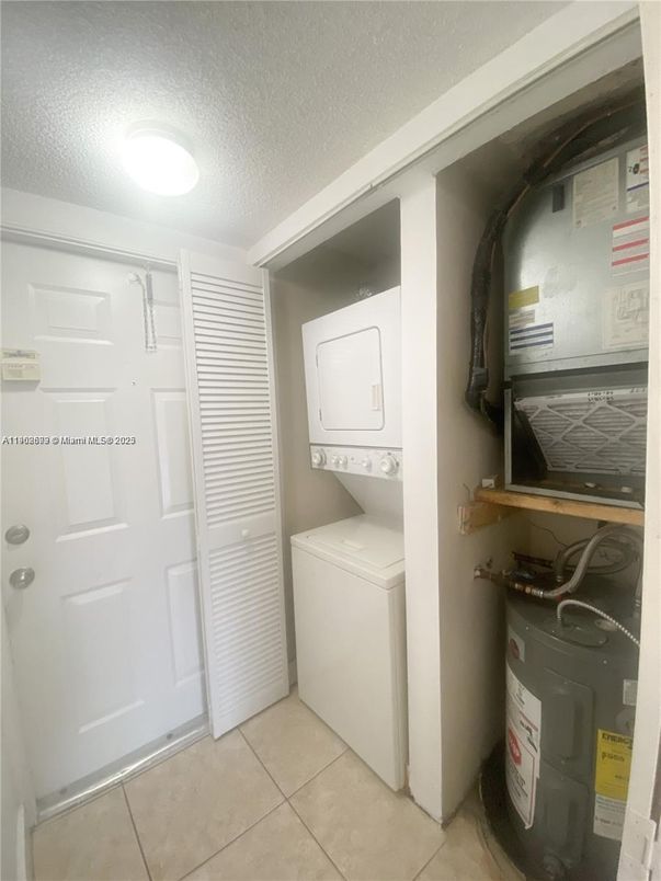Interior, Utility Closets, Washer
