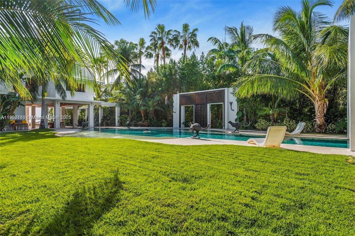 Backyard, Exterior, Pool