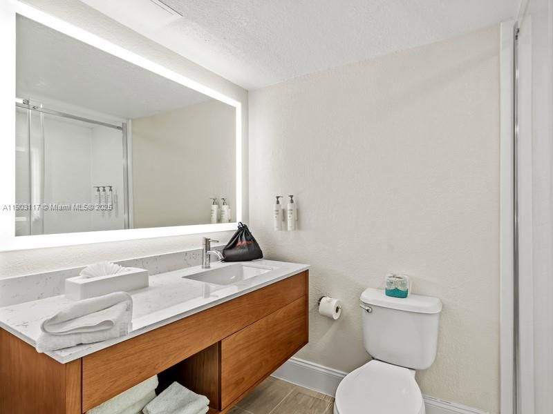 Bathroom, Dual Sink Vanities, Interior, Wood Texture Flooring