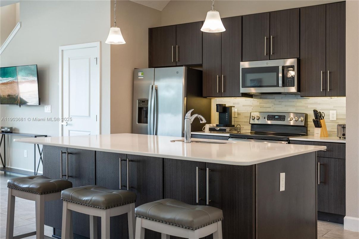 Interior, Kitchen, Pendant Lights, Stainless Steel Appliances