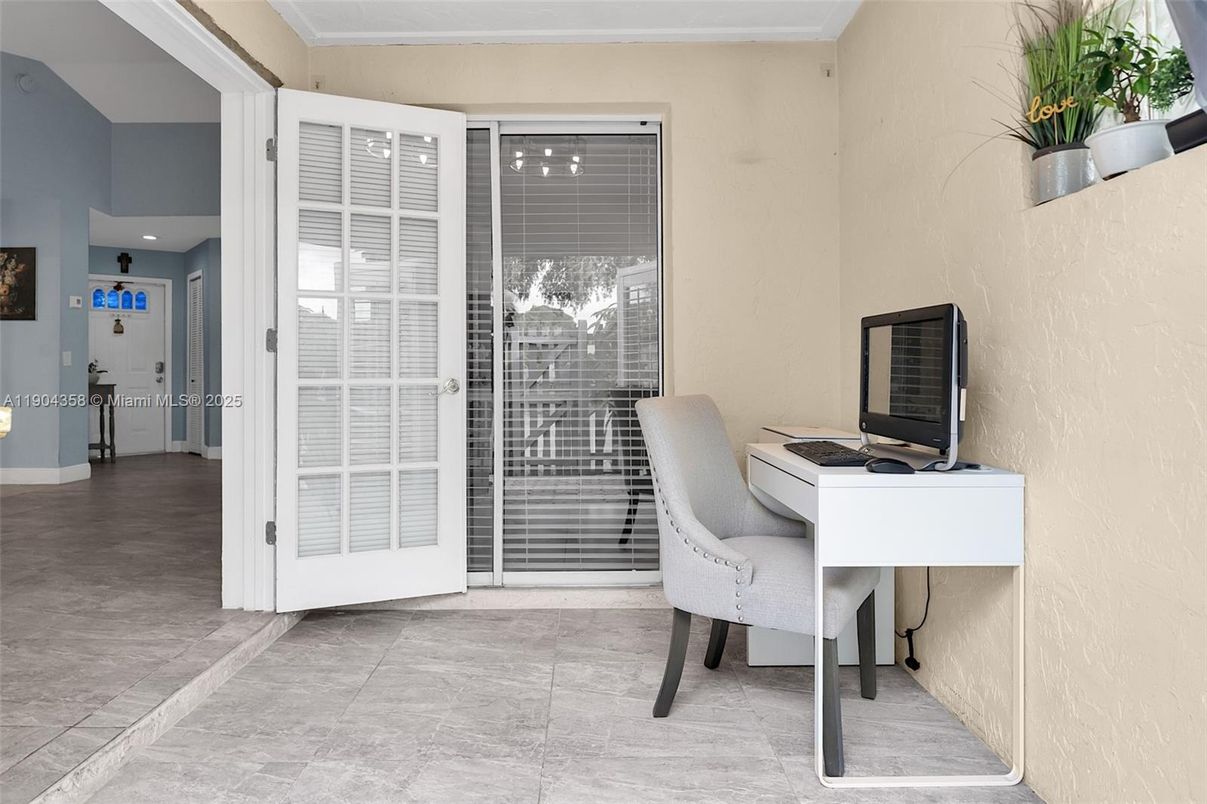 Home Office, Interior, Recessed Lighting