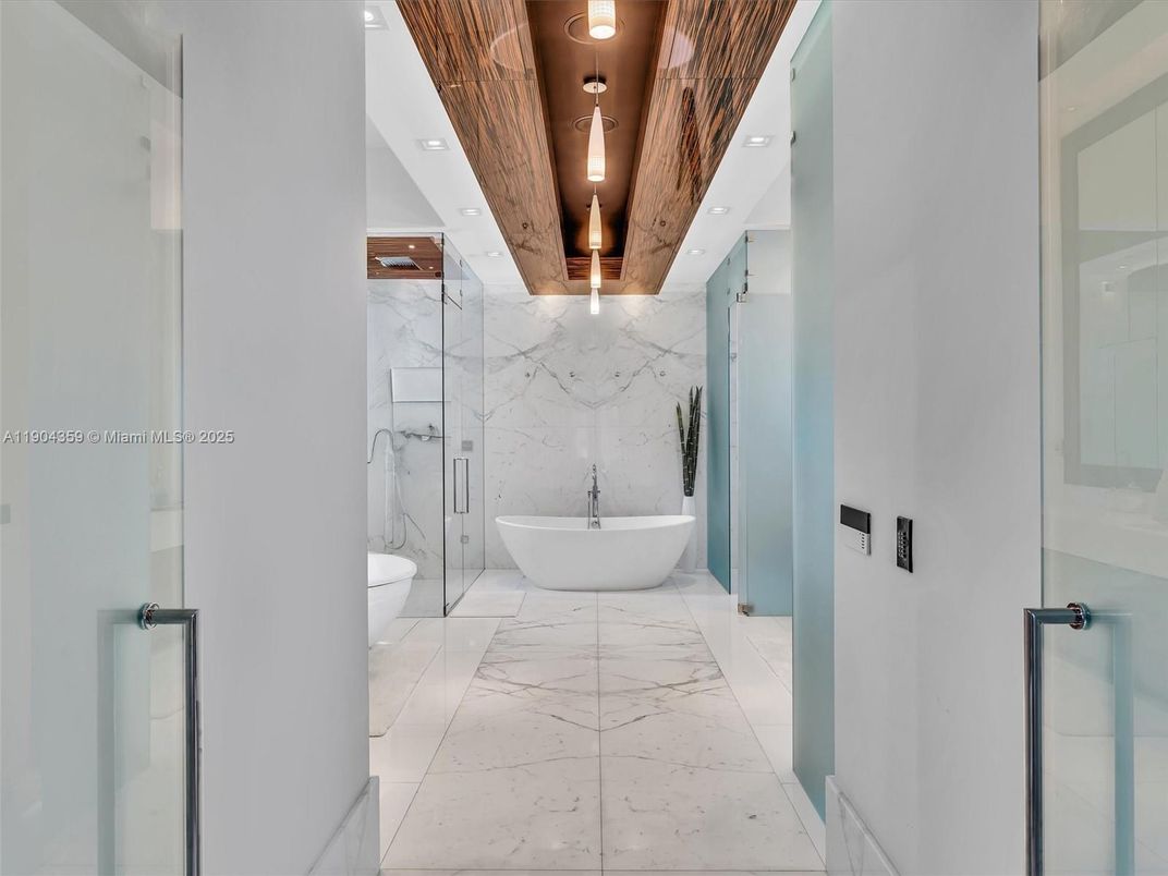 Bathroom, Free Standing Baths, Interior, Marble, Marble Walls, Recessed Lighting