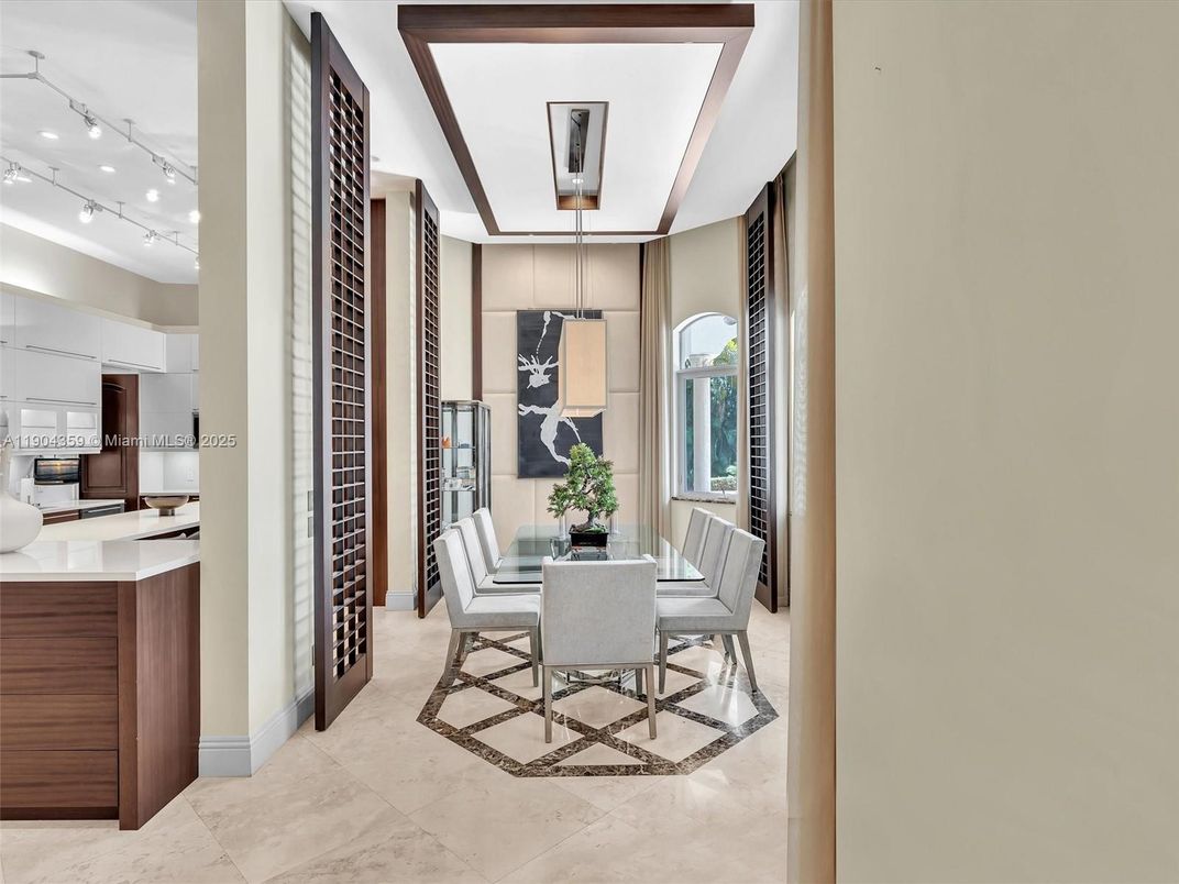 Dining room, Interior, Pendant Lights