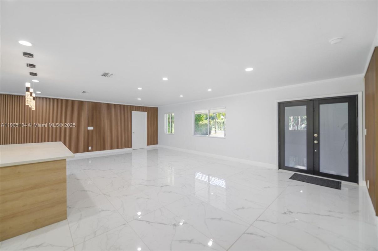 Empty room, Interior, Marble, Pendant Lights, Recessed Lighting