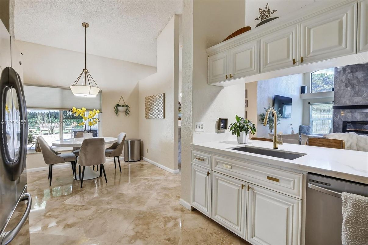 Dining room, Fireplace, Interior, Kitchen, Pendant Lights