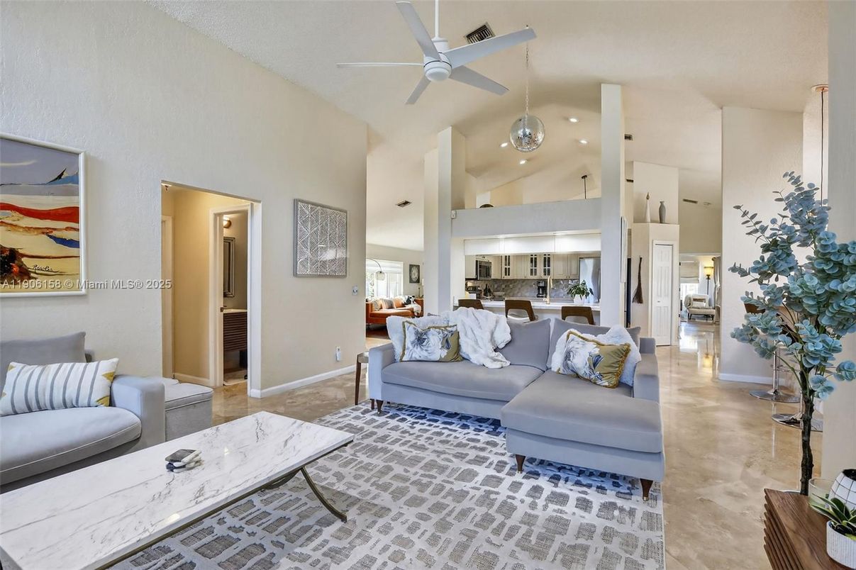 Interior, Kitchen, Living room, Recessed Lighting