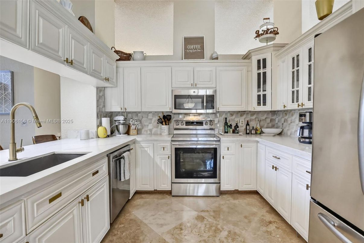 Interior, Kitchen, Stainless Steel Appliances