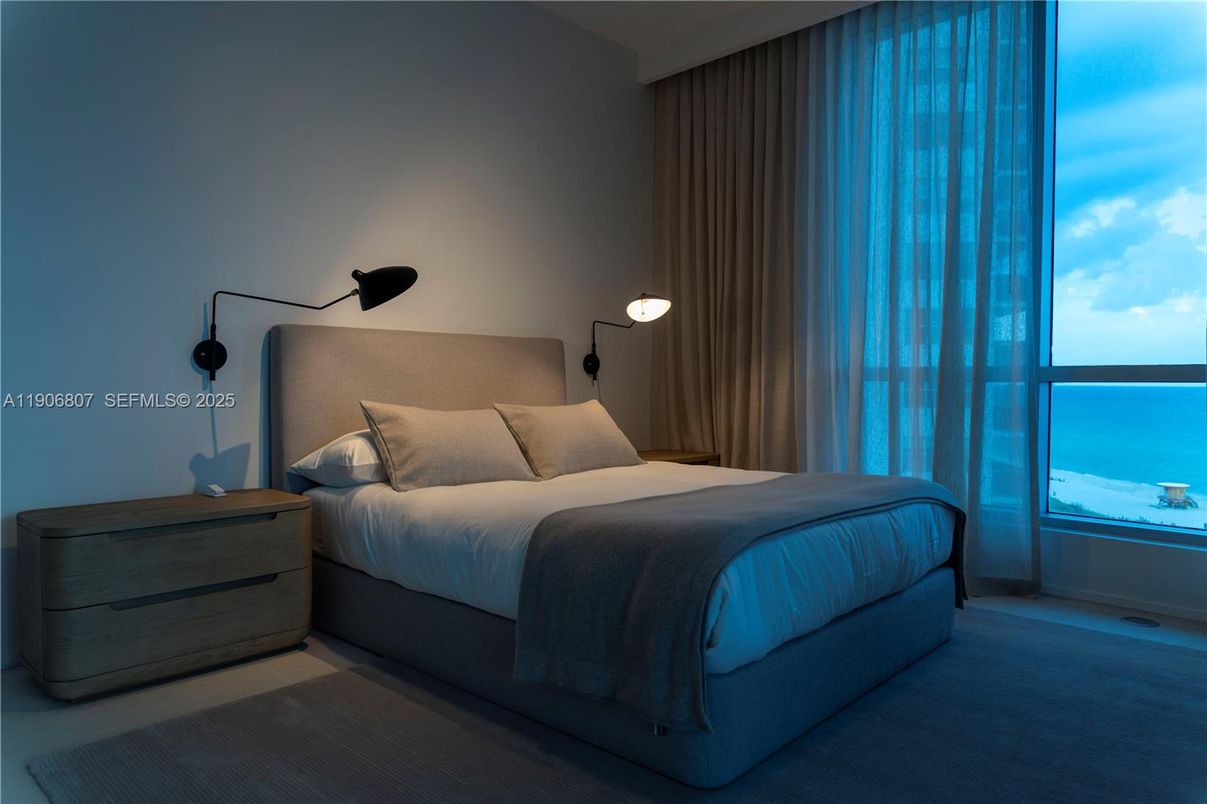 Bedroom, Interior, Water