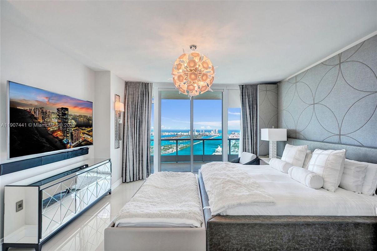 Bedroom, Interior, Pendant Lights, Water