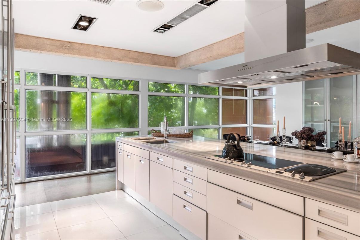 Interior, Kitchen, Recessed Lighting