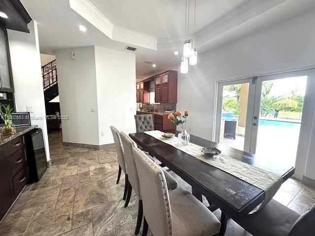 Dining room, Interior, Kitchen, Pendant Lights, Recessed Lighting